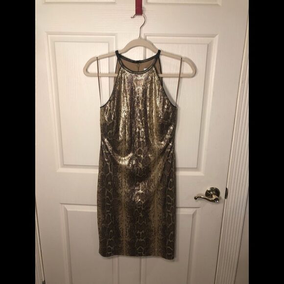 Cache dress - Picture 1 of 6